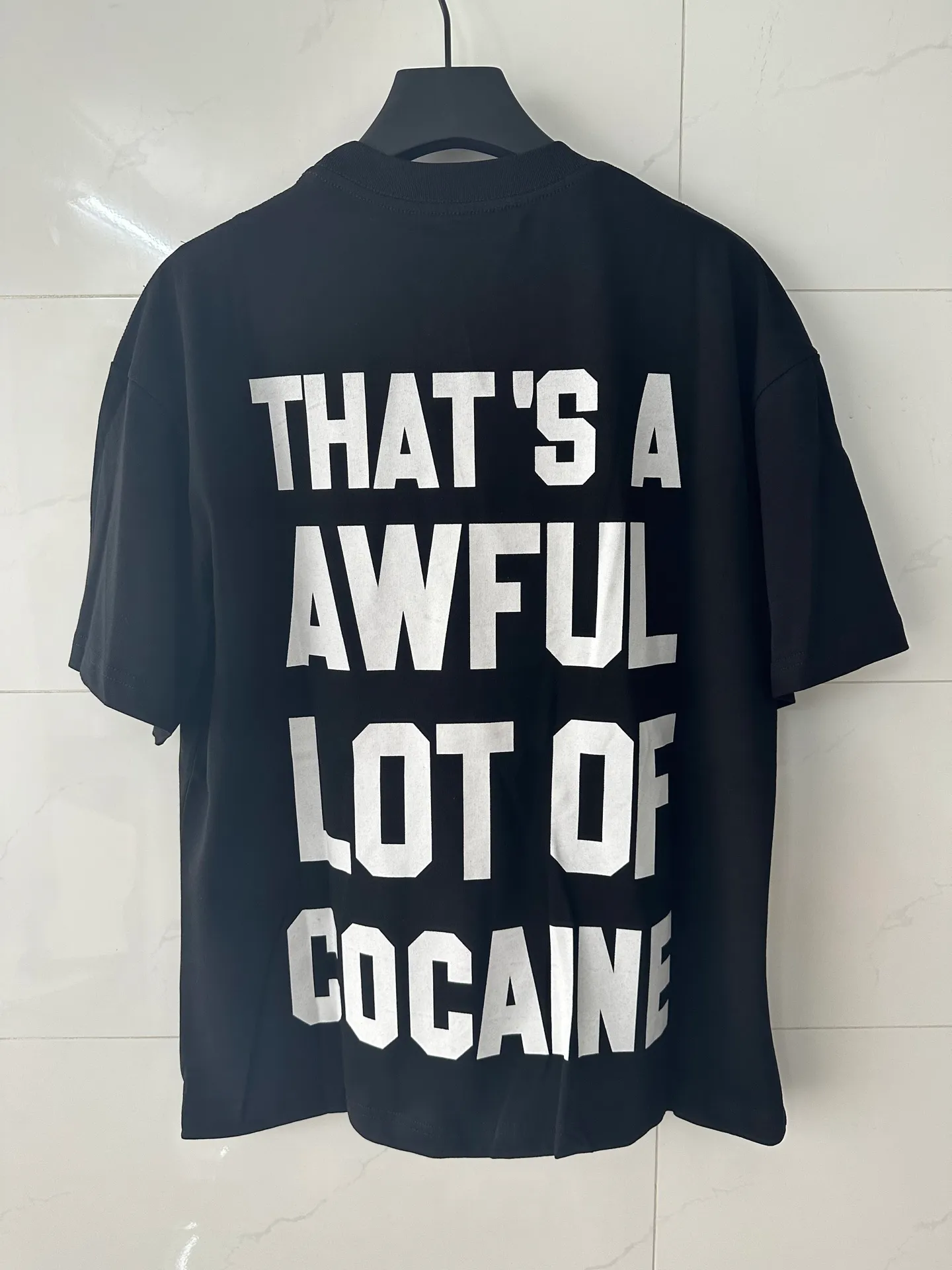 2206# Active Black (white ink direct injection) | THAT'S A AWFUL LOT OF COUGH SYRUP In Stock Real shot American simple fashion brand loose casual T-shirt Fabric (fabric): 32 counts Weight combed double yarn pure cotton Sizes (size): S-M L X L Color (colour): Active Black